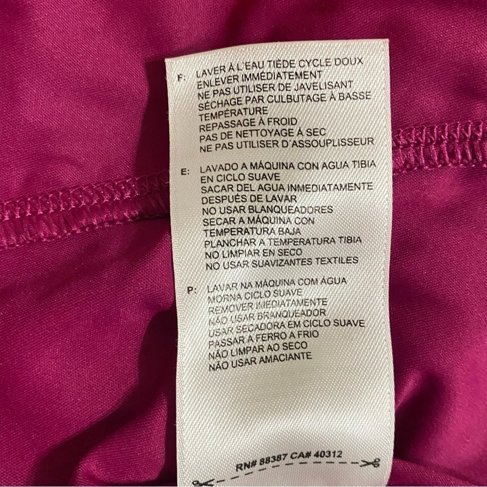Adidas ladies activewear X-Large. Pull over long sleeve wine purple in color GUC - Picture 7 of 11